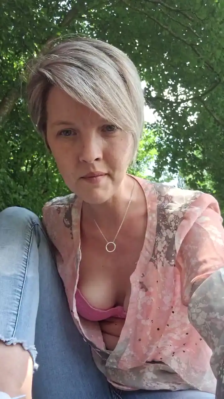 Gaelle0106 – Cam4 Live Sex Cam Recording – 2026-05-19 14:12:10