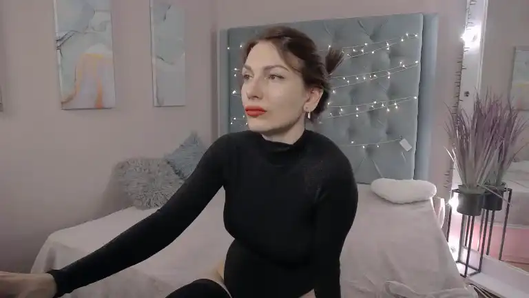 Irennie – Streamate Live Sex Cam Recording – 2025-04-01 18:59:35