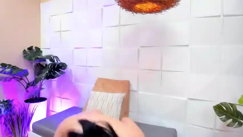 Leahcarter – Amateur.tv Live Sex Cam Recording – 2025-12-25 06:01:33