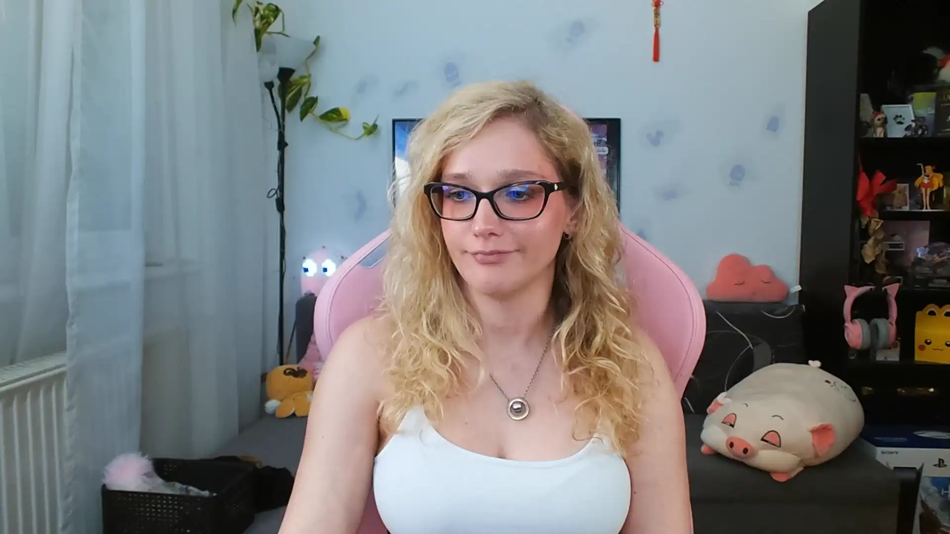 Lunanicole – Cam4 Live Sex Cam Recording – 2025-08-09 18:08:26