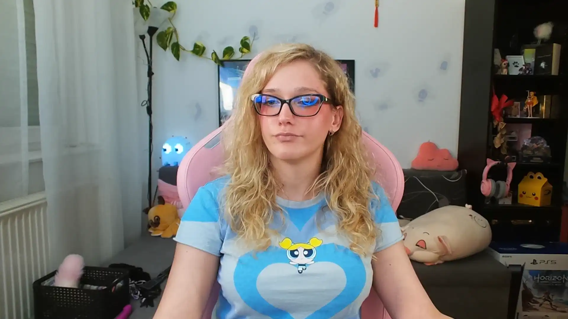 Lunanicole – Cam4 Live Sex Cam Recording – 2025-10-18 10:09:16