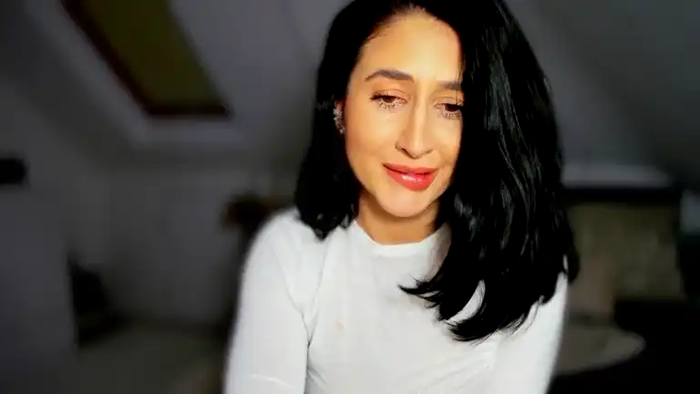 Ambelle – Streamate Live Sex Cam Recording – 2025-03-16 20:00:12