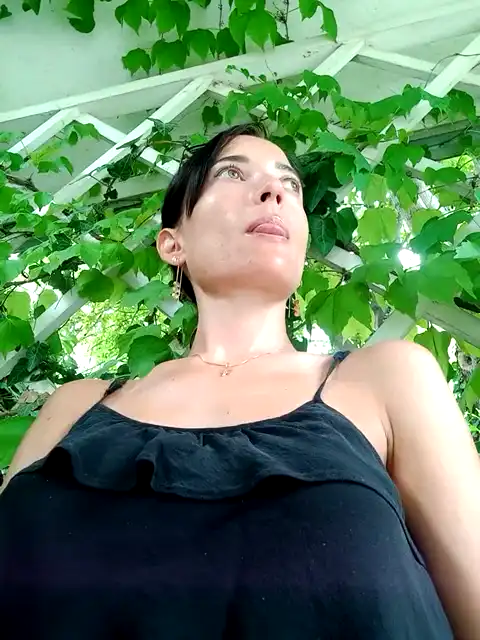 Bellajulls – Xlovecam Live Sex Cam Recording – 2025-06-29 16:55:58