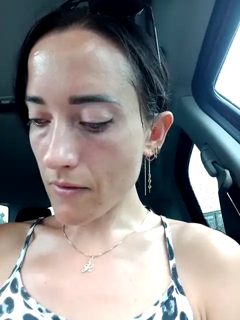 Bellajulls – Xlovecam Live Sex Cam Recording – 2025-09-25 07:24:07