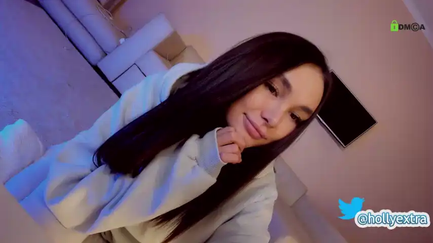 Hollyextra – Chaturbate Live Sex Cam Recording – 2026-05-12 02:11:20