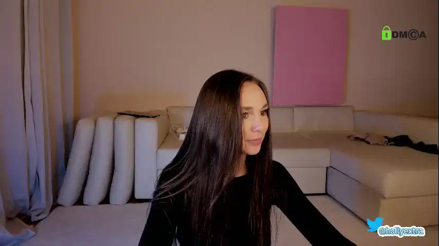 Hollyextra – Chaturbate Live Sex Cam Recording – 2025-07-04 01:43:30