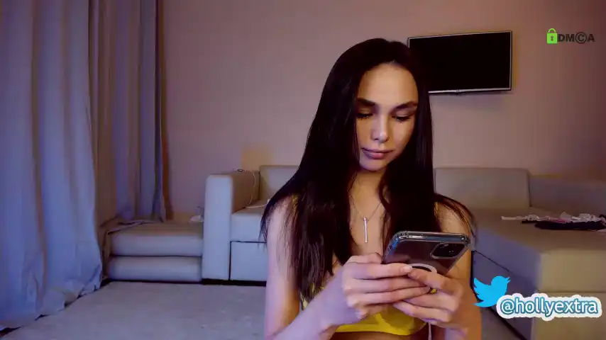 Hollyextra – Chaturbate Live Sex Cam Recording – 2026-05-29 18:18:32