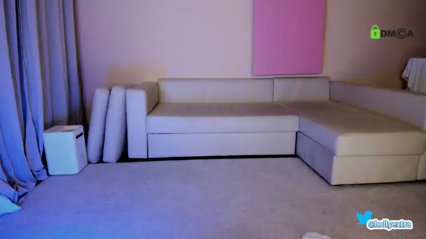 Hollyextra – Chaturbate Live Sex Cam Recording – 2025-12-15 07:28:29
