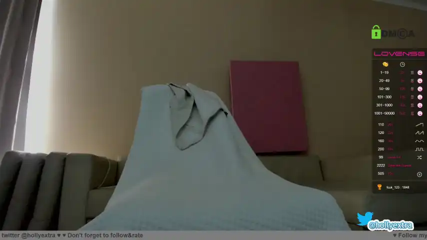 Hollyextra – Chaturbate Live Sex Cam Recording – 2025-03-30 19:16:34