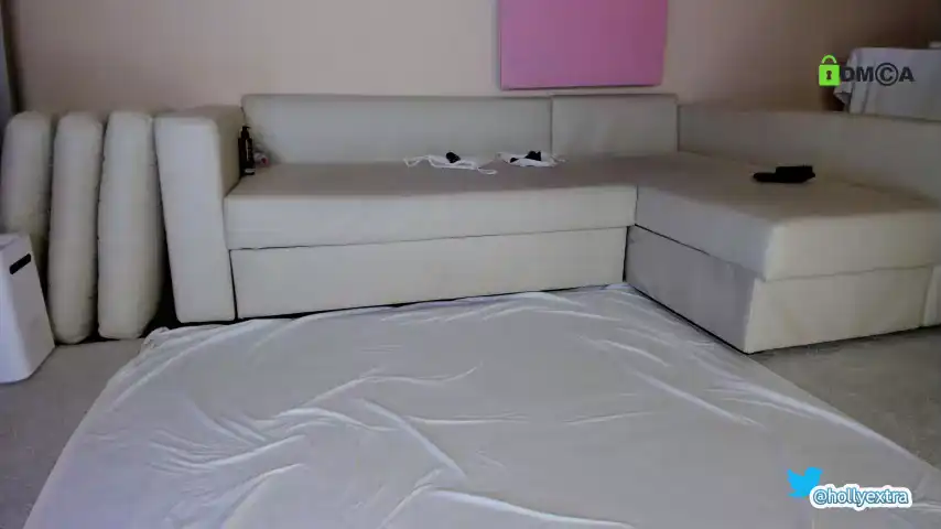 Hollyextra – Chaturbate Live Sex Cam Recording – 2025-10-11 11:30:01