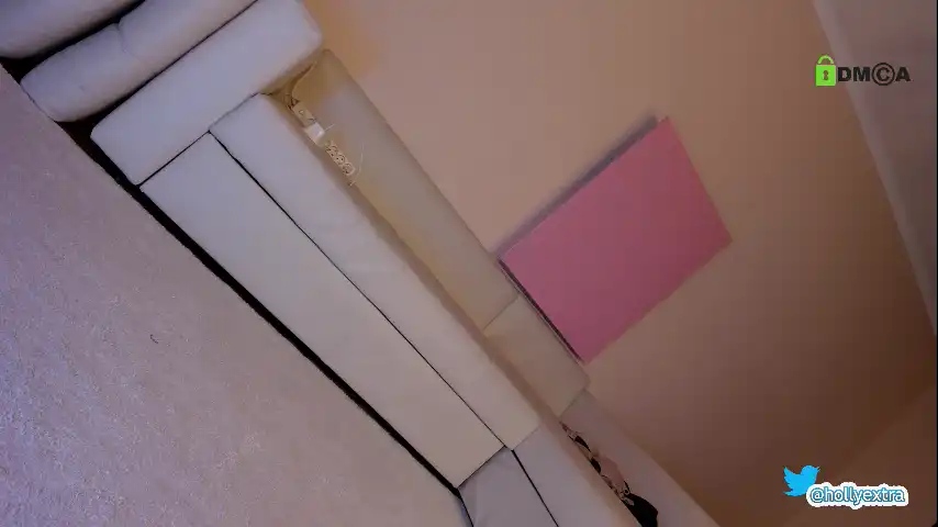Hollyextra – Chaturbate Live Sex Cam Recording – 2026-04-08 21:30:39