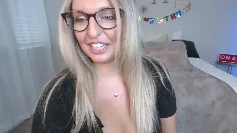 Alisonhomealone – Streamate Live Sex Cam Recording – 2026-06-15 01:39:16