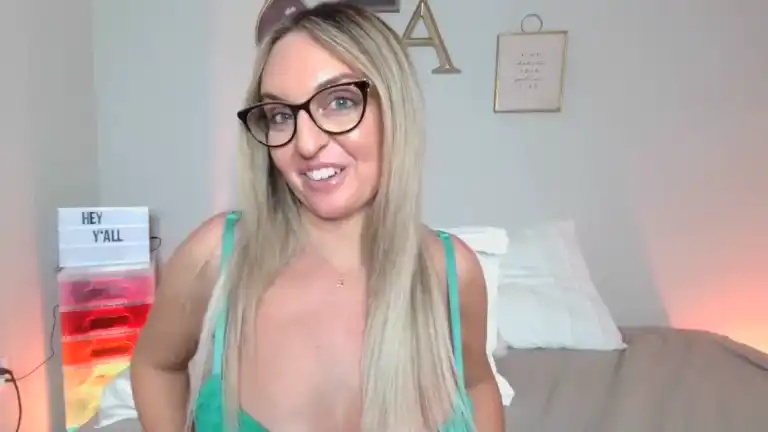 Alisonhomealone – Streamate Live Sex Cam Recording – 2025-02-23 17:14:17