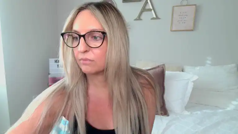 Alisonhomealone – Streamate Live Sex Cam Recording – 2026-04-26 18:28:27