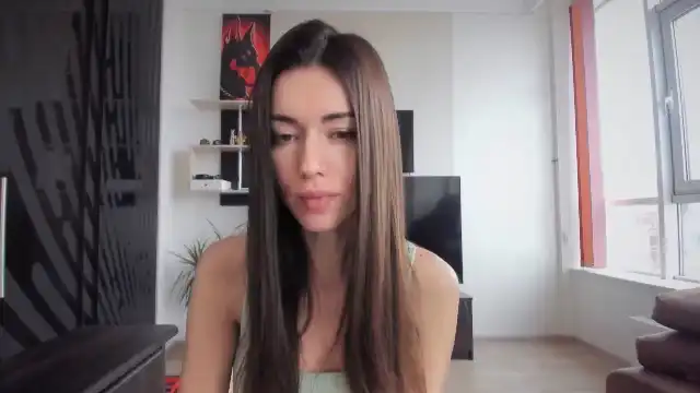 Laurensaenz – Myfreecams Live Sex Cam Recording – 2026-01-13 13:18:48