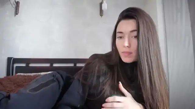 Laurensaenz – Myfreecams Live Sex Cam Recording – 2025-08-05 22:11:56