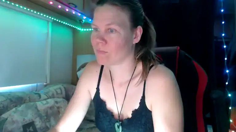 Missmdf – Streamate Live Sex Cam Recording – 2025-03-25 17:04:15