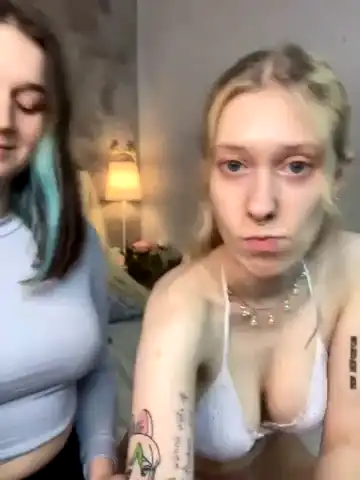 Littleferalberry – Stripchat Live Sex Cam Recording – 2025-07-18 12:08:12