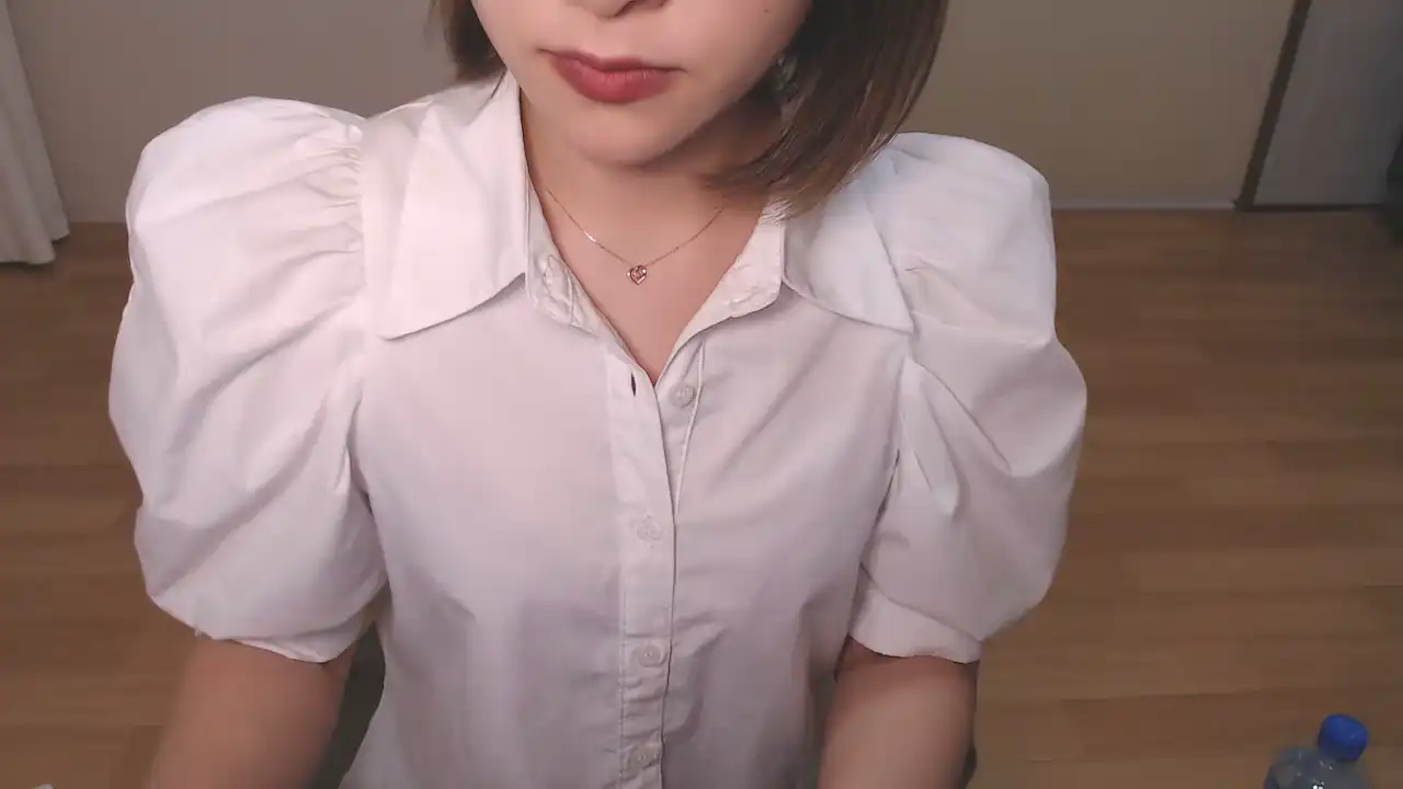 Suzusea – Sakuralive Live Sex Cam Recording – 2025-12-22 22:27:00