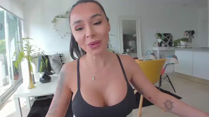 Sensualbettty – Chaturbate Live Sex Cam Recording – 2026-06-27 05:28:15