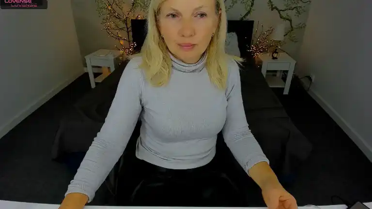 Yrhotabbyx – Streamate Live Sex Cam Recording – 2025-10-16 02:14:13