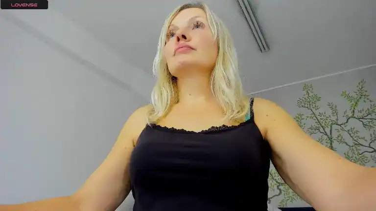 Yrhotabbyx – Streamate Live Sex Cam Recording – 2025-08-21 15:28:20