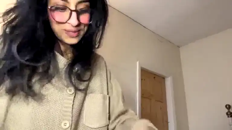 Fitnesscecexx – Streamate Live Sex Cam Recording – 2025-05-12 23:51:01