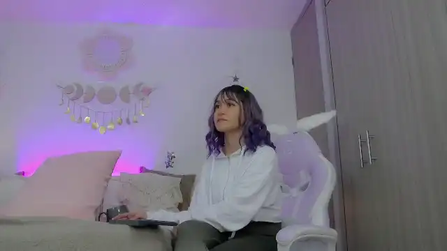 Belen-royce – Flirt4free Live Sex Cam Recording – 2025-10-04 09:31:26