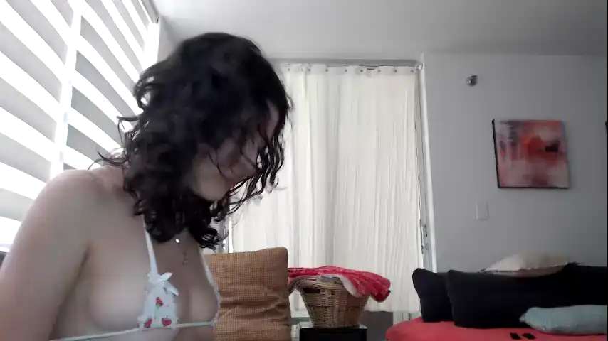 Frenchava – Chaturbate Live Sex Cam Recording – 2025-04-20 17:54:47