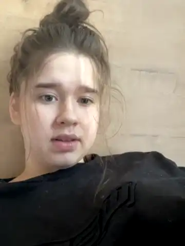 Hornygirlh – Stripchat Live Sex Cam Recording – 2026-04-18 17:24:25