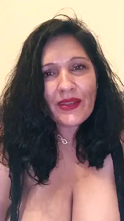Ladycurvy – Amateur.tv Live Sex Cam Recording – 2025-09-09 12:50:36