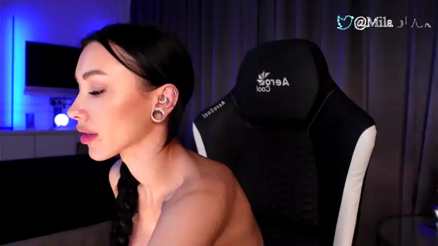 Miladenver – Chaturbate Live Sex Cam Recording – 2025-11-25 07:22:42