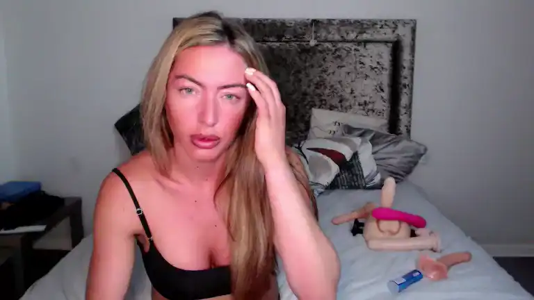 Chelseablack – Streamate Live Sex Cam Recording – 2025-10-10 07:57:10