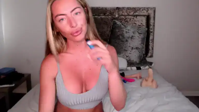 Chelseablack – Streamate Live Sex Cam Recording – 2025-11-23 18:54:16