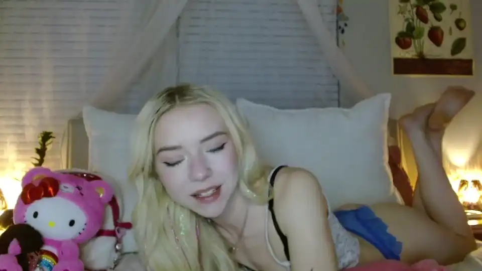 Thesophiarose – Chaturbate Live Sex Cam Recording – 2026-05-06 14:11:27