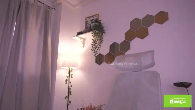 Liittlebunny – Myfreecams Live Sex Cam Recording – 2026-05-09 10:15:52