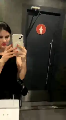 _kelly_roger_ – Stripchat Live Sex Cam Recording – 2025-11-30 08:23:37