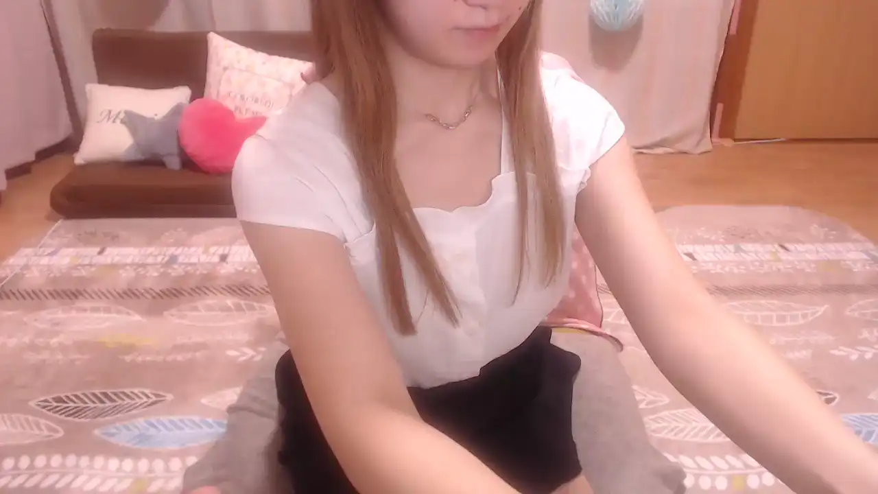 Reinavn – Sakuralive Live Sex Cam Recording – 2025-04-25 02:42:17