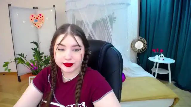 Admiremyeyes – Myfreecams Live Sex Cam Recording – 2025-11-17 11:35:47