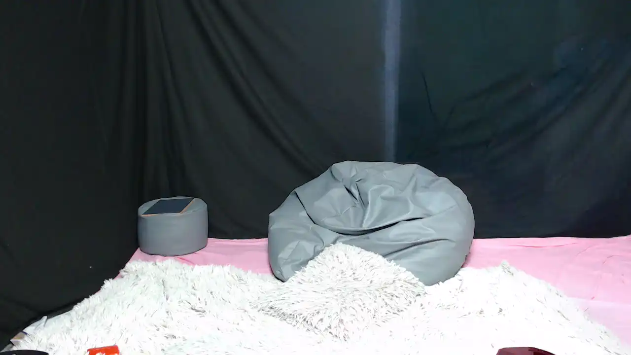 Brzoskwinka2_ – Showup Live Sex Cam Recording – 2026-01-01 06:17:00