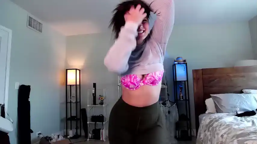 Emilyjoneschat – Chaturbate Live Sex Cam Recording – 2025-04-26 16:41:48