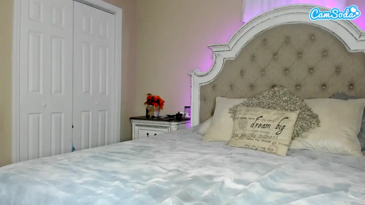 Kennasavage – Camsoda Live Sex Cam Recording – 2026-03-11 18:12:18