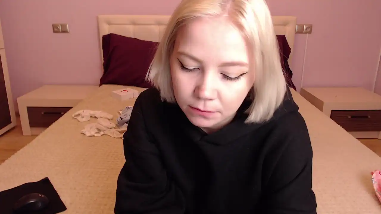Silviasun_ – Showup Live Sex Cam Recording – 2025-03-11 08:04:23