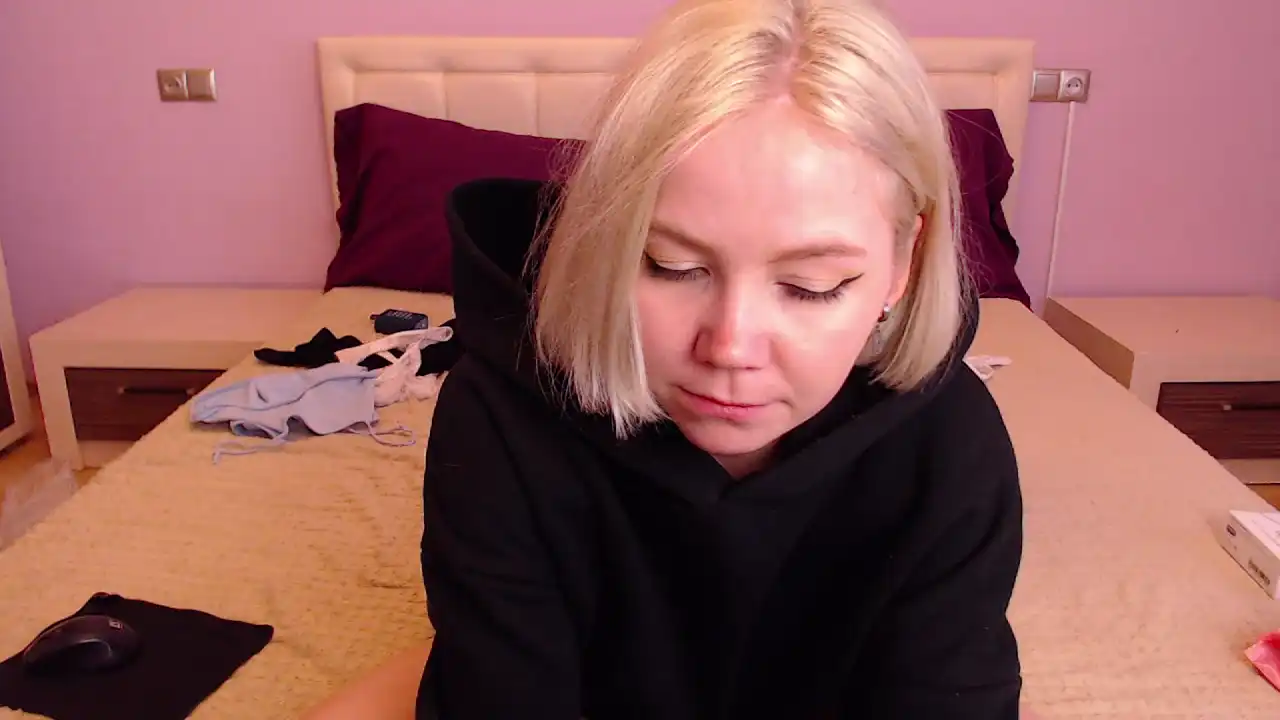 Silviasun_ – Showup Live Sex Cam Recording – 2025-12-03 17:05:59