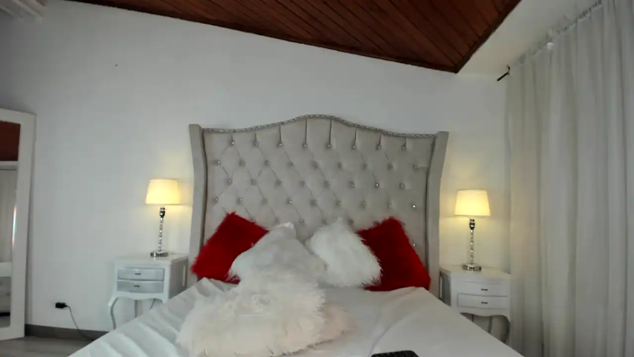Naughty_kitty93 – Manyvids Live Sex Cam Recording – 2025-08-22 21:41:49