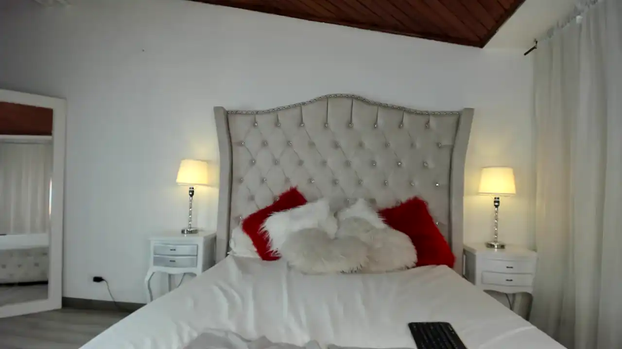 Naughty_kitty93 – Manyvids Live Sex Cam Recording – 2026-04-19 18:38:49