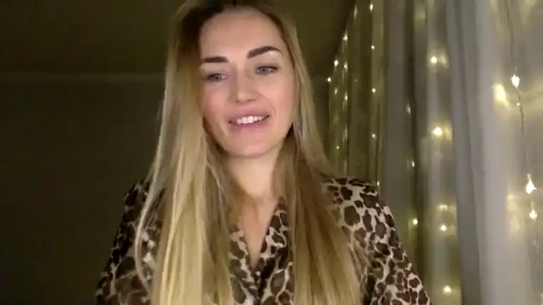 Tina_a – Streamate Live Sex Cam Recording – 2026-05-16 10:19:39