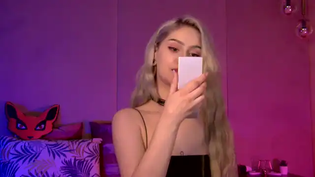 Bella-lloyd – Flirt4free Live Sex Cam Recording – 2025-03-10 23:08:33