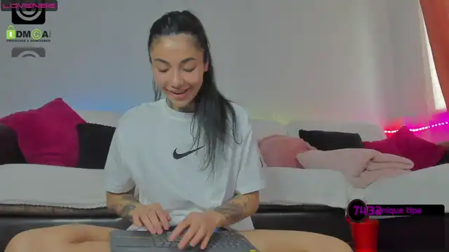 Inkedgoldie – Myfreecams Live Sex Cam Recording – 2025-03-24 07:57:18