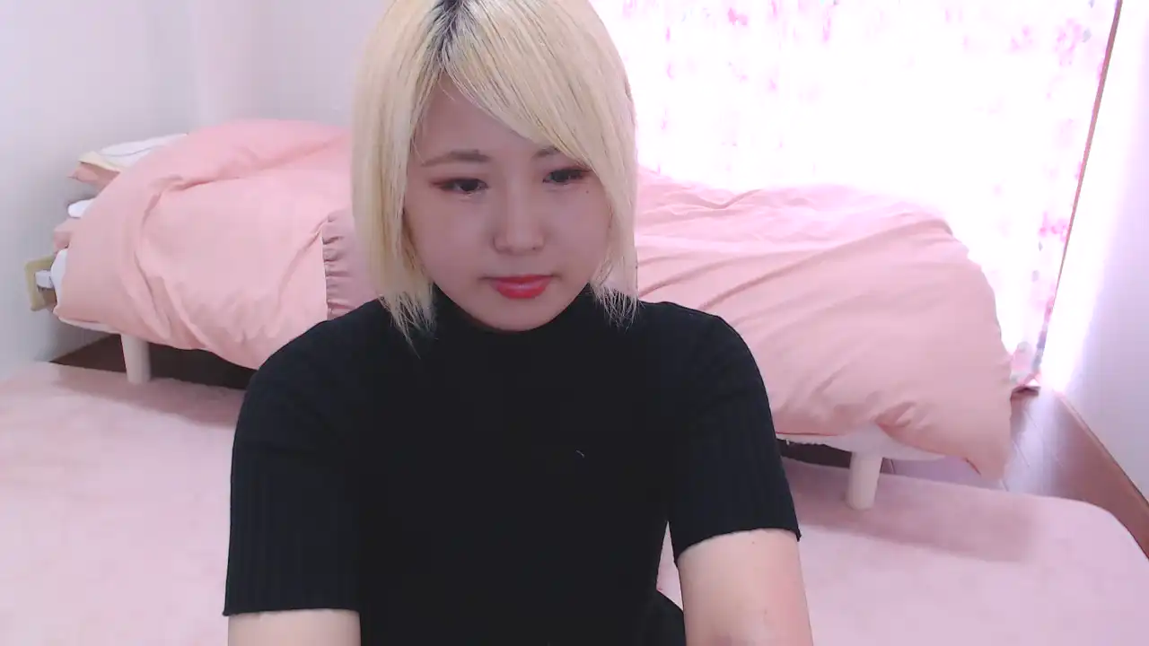 Kananya – Sakuralive Live Sex Cam Recording – 2025-05-10 02:23:58